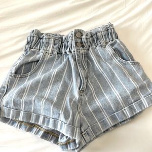 Size 27 PacSun elastic waist Jean shorts striped